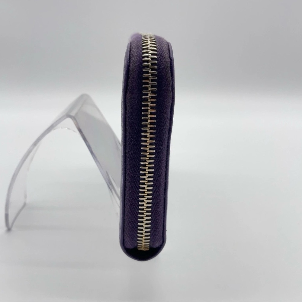 Auth PRADA Saffiano Leather Purple
Round Zipper Long Wallet W/C - Picture 10 of 16